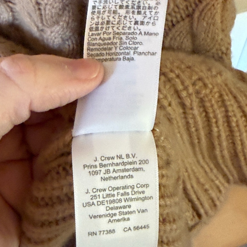 J Crew Cropped Cable Mockneck Cashmere (Camel) - Rare and Perfect Condition! 🩷 - Picture 8 of 9